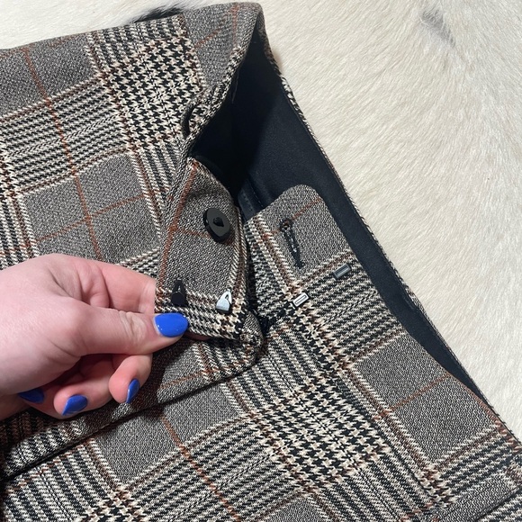 Express Editor Mid Rise Cropped Wide Leg Pant - Picture 4 of 8